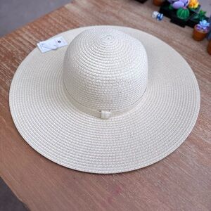 Shade & Shore Classic Cream Wide Brim Hat